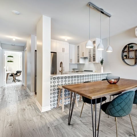 SPC vinyl plank flooring